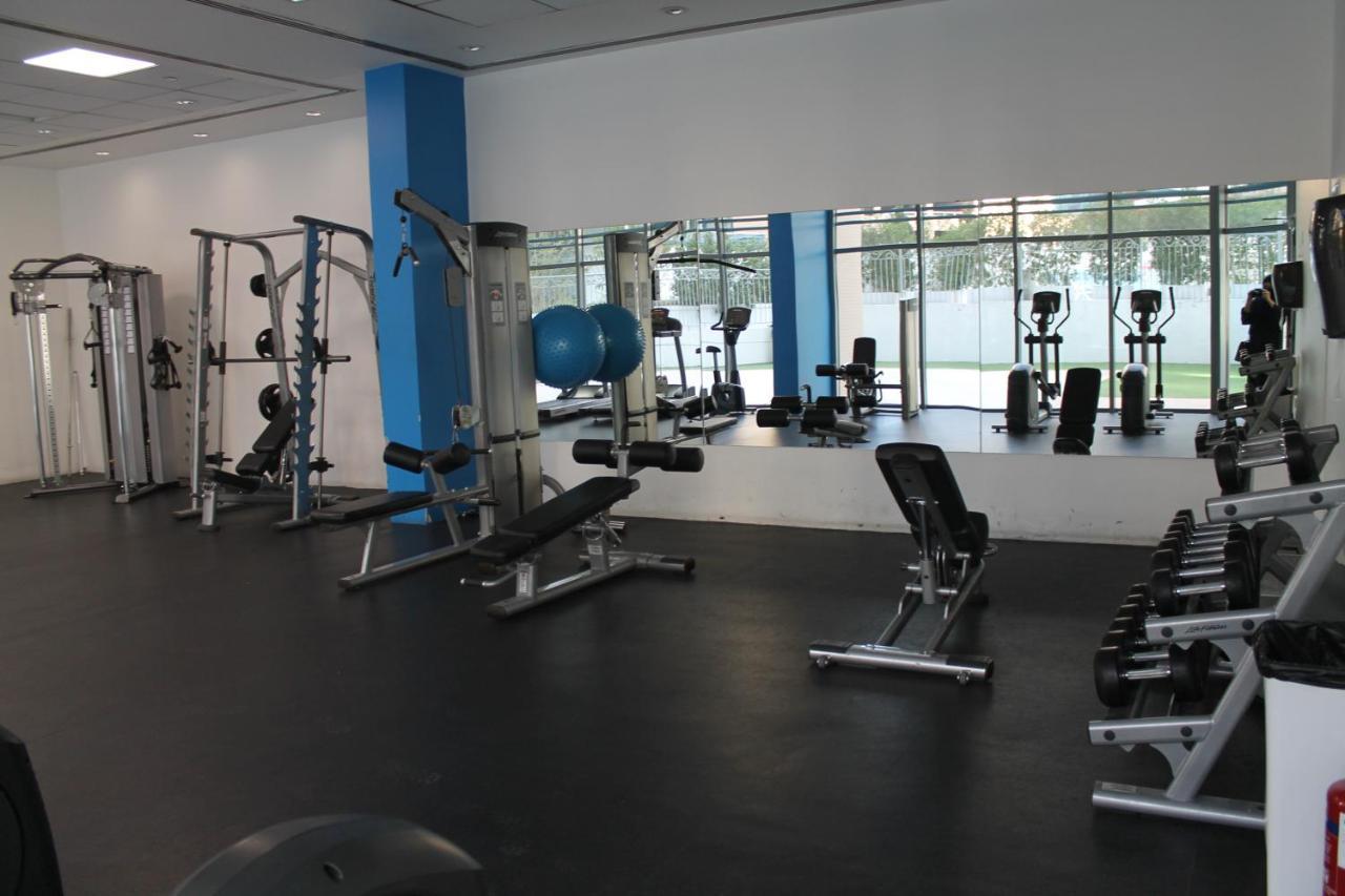 Newly Furnished One Bedroom Apartment Next To Metro & Beach In Marina Residence Dubai Exterior foto